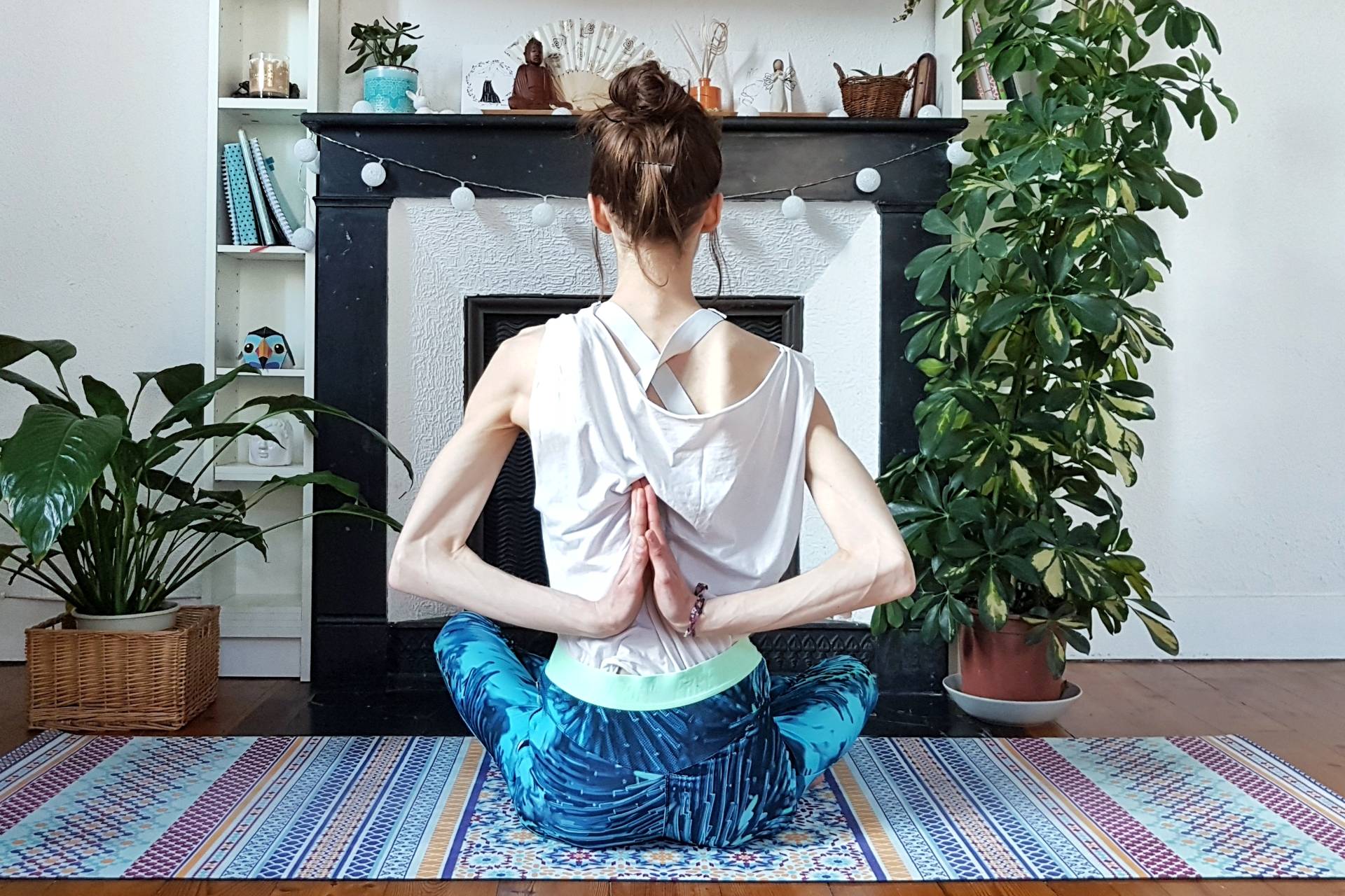 Faire du yoga chez soi pour retrouver son intimité - Pratiquer le yoga chez soi